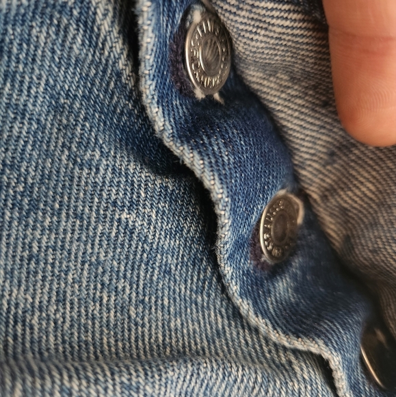 Levi's 501 Button Fly Cutoff Shorts - Picture 4 of 4